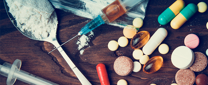 The Major Effects and Signs of Heroin Addiction and Possible Treatment Options