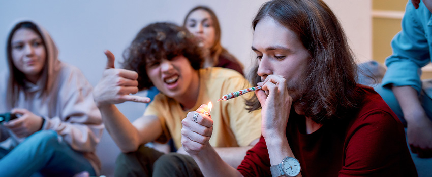 What Are the Side Effects of Smoking Weed Laced with PCP
